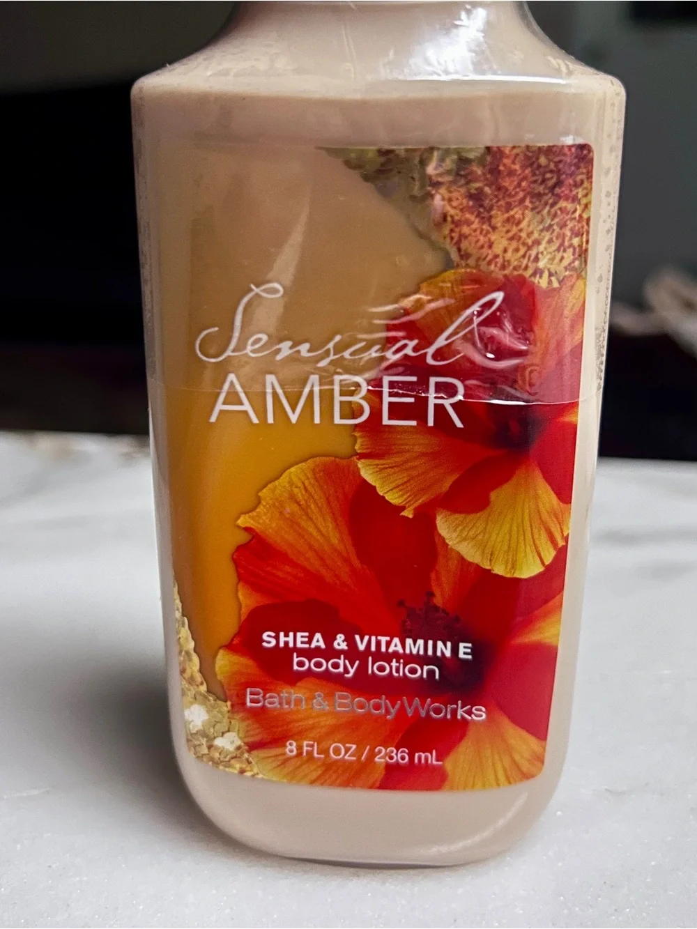 Bath & Body Works ~ Sensual Amber ~ 8 Oz. Lotion ~ New/ Sealed